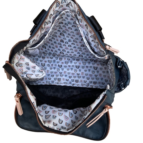 Petunia pickle bottom Pivot Pack indigo‎ blush diaper bag backpack leather vegan - Picture 12 of 16